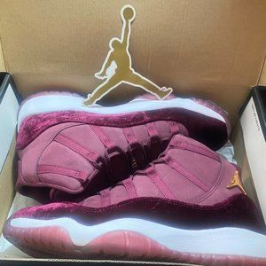 Air Jordan 11 Retro Heiress. Size 8Y (Womens Size 10).